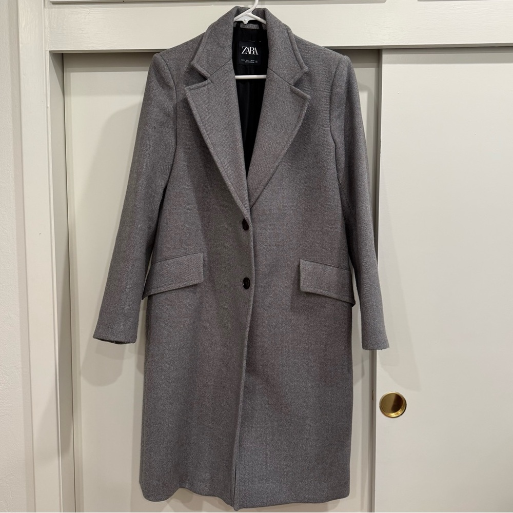 Zara Women’s Gray Coat